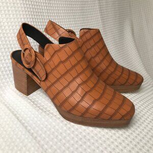 Intentionally Blank Oliver stacked platform heels in tan leather - size 10 - NWB